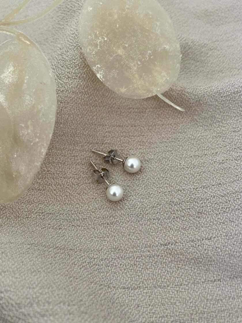 pearly whites σκουλαρίκια πέρλες ασήμι 4mm
