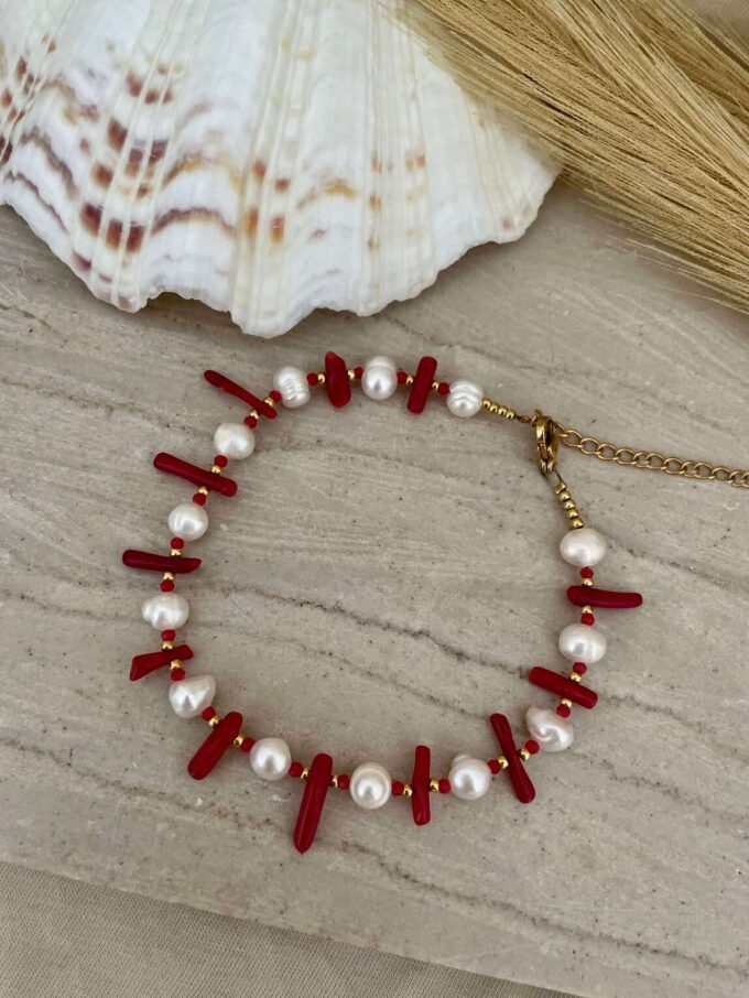 βραχιόλι ποδιού coraline κοράλι κόκκινο λευκά μαργαριτάρια γυναικεία κοσμήματα καλοκαιρινά κοσμήματα boho style